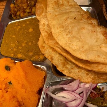 Chai Chenak - Breakfast platter (2 puri, Chana masala, Halwa and Aloo sabzi) - Halal Near Me - New Brunswick, New Jersey