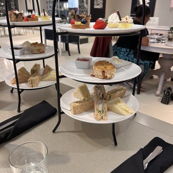 Tilly's - Afternoon Tea - Coffee & Tea Near Me - Fishers, Indiana