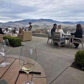 Irvine & Roberts Vineyards - Wine Tours Near Me - Ashland, Oregon