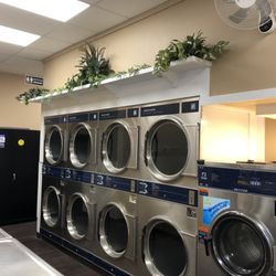 Scrub A Dub Laundry - Dexter 30lb stacked dryers .25 per 5 minutes