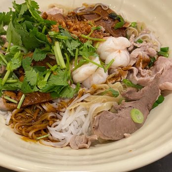 Phnom Penh - Dry mixed noodles - Cambodian Near Me - Vancouver, British Columbia Phnom Penh - Dry mixed noodles - Cambodian Near Me - Vancouver, British Columbia