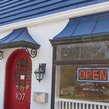 Pure Eats - cute restaurant - American Near Me - Lexington, Virginia