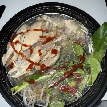 Pho Bar Vietnamese Kitchen - CHICKEN PHO l Pho Ga - Cocktail Bars Near Me - Orlando, Florida Pho Bar Vietnamese Kitchen - CHICKEN PHO l Pho Ga - Cocktail Bars Near Me - Orlando, Florida