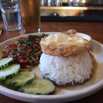 Boda - Kad prow chicken - Thai Near Me - Portland, Maine Boda - Kad prow chicken - Thai Near Me - Portland, Maine