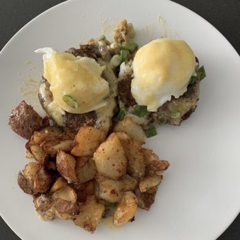 Four Friends Kitchen - Fried green tomatoes and crab cake eggs Benedict...... super yummy!   This is what it was suppose to look like. - Southern Near Me - Denver, Colorado