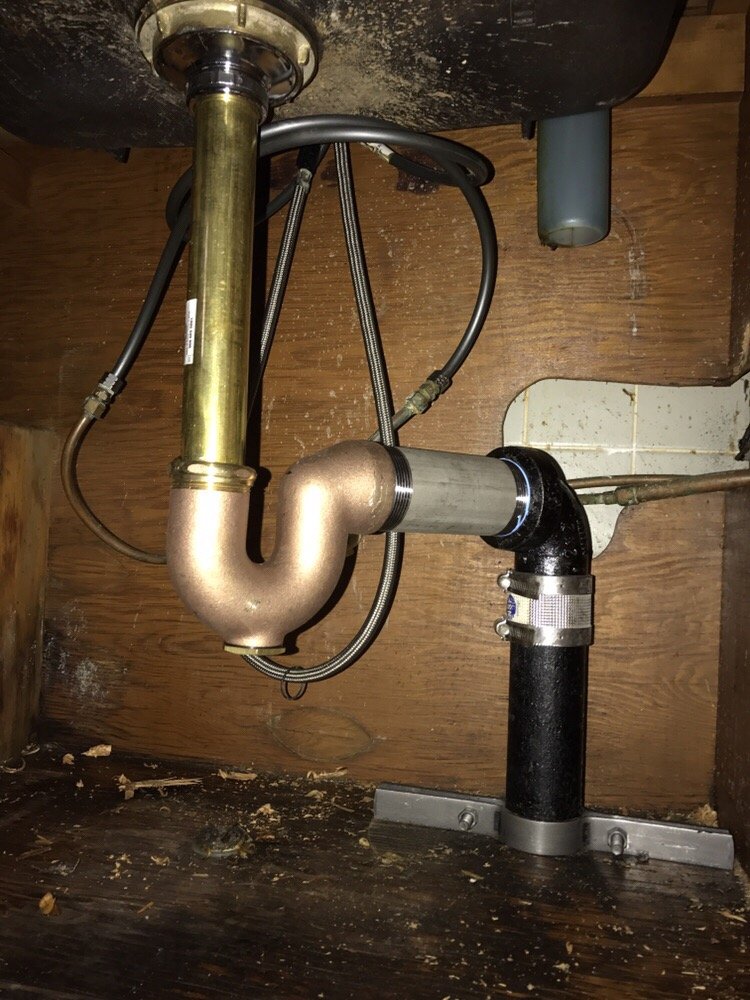 Slide of Vinny's Pipe Repair & Drain Cleaning