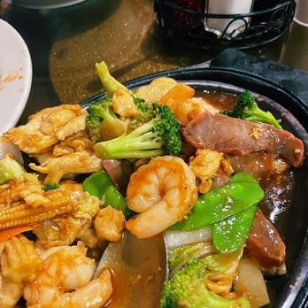 Peking Garden - House Sizzling Hot Plate - Chinese Near Me - Saint Paul, Minnesota