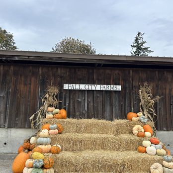 Fall City Farms - Venues & Event Spaces Near Me - Fall City, Washington Fall City Farms - Venues & Event Spaces Near Me - Fall City, Washington