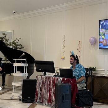 The Waverly - Chicken Dance at The Waverly! - Assisted Living Facilities Near Me - Trinity, Florida The Waverly - Chicken Dance at The Waverly! - Assisted Living Facilities Near Me - Trinity, Florida