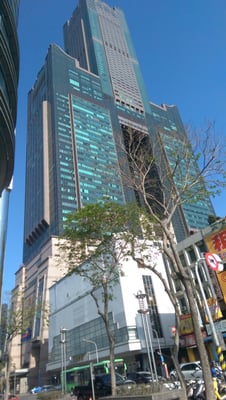 85 Sky Tower by null