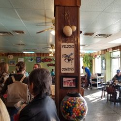 El Corral Lozano - Cowgirls Cowboys Welcome