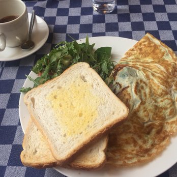 Koffiehuis De Hoek - Goat cheese omelette - Breakfast & Brunch Near Me - Amsterdam, New Hampshire Koffiehuis De Hoek - Goat cheese omelette - Breakfast & Brunch Near Me - Amsterdam, New Hampshire