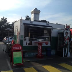 Merkur Markt - Grillhendlstand -:))) immer freitags GGG