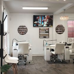DOVE Spa & Nail - Nice & Clean.