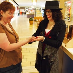 Scentually Yours - Lotion Candle demo . . . It feels so good!