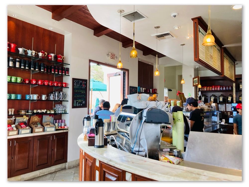 Urth Caffé