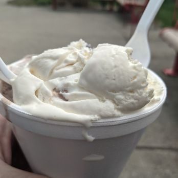 Chris' Ice Cream - Large ice cream (2 scoops Oreo, 1 scoop Chocolate Chip Cookie Dough) - Ice Cream & Frozen Yogurt Near Me - Indianapolis, Indiana Chris' Ice Cream - Large ice cream (2 scoops Oreo, 1 scoop Chocolate Chip Cookie Dough) - Ice Cream & Frozen Yogurt Near Me - Indianapolis, Indiana