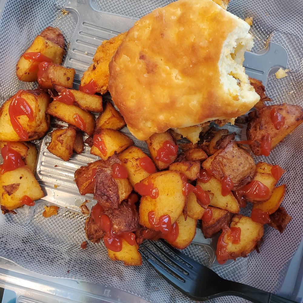 Metro Diner - Spicy Chicken biscuit and potatoes packs the right amount of heat! - Breakfast & Brunch Near Me - Orange Park, Florida Metro Diner - Spicy Chicken biscuit and potatoes packs the right amount of heat! - Breakfast & Brunch Near Me - Orange Park, Florida