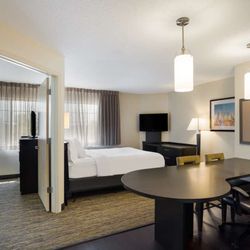 Sonesta Simply Suites Clearwater St. Petersburg - One Bedroom Suite Two Queens