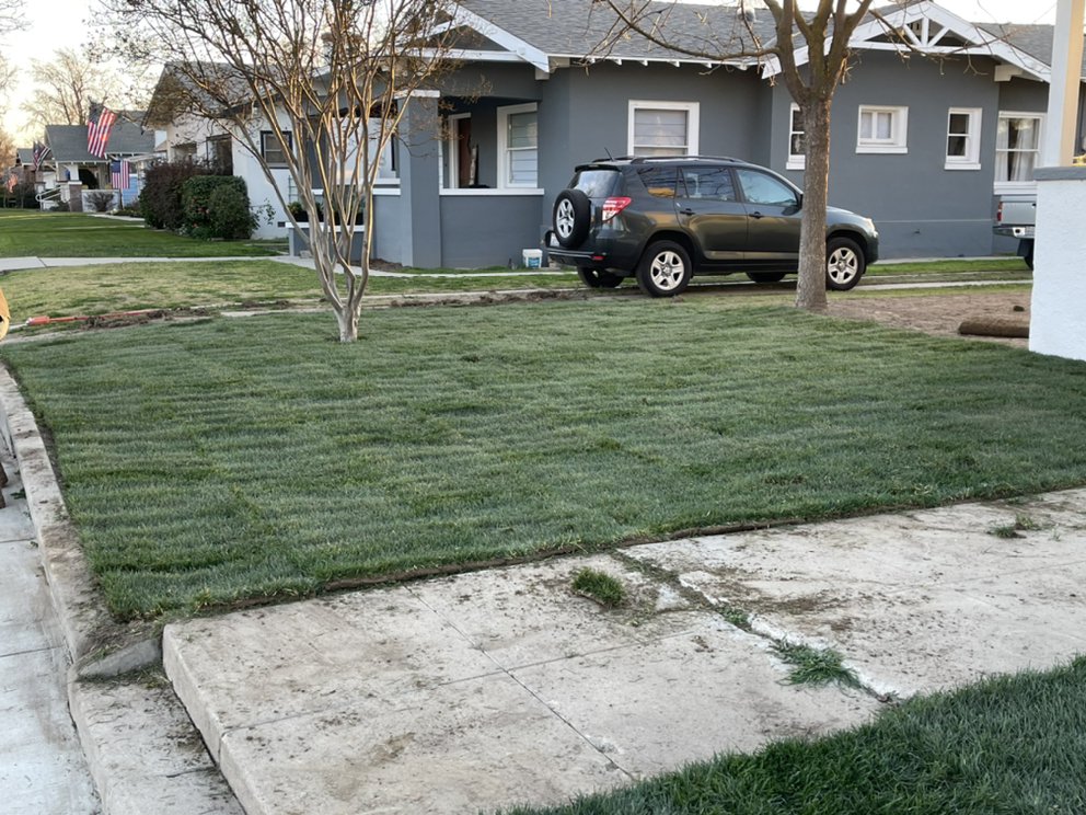 Slide of Ayalas Roofing and Construction