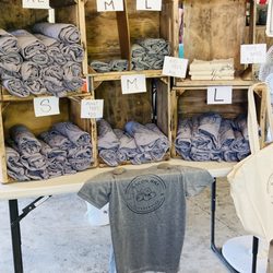 Winney's Farm - New Tshirts for 2025