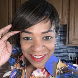 M&M Eyebrow Lashes - This woman and my brows...