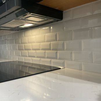 Quality Home Improvements - Nice subway tile backsplash. - Handyman Near Me - Royal Palm Beach, Florida Quality Home Improvements - Nice subway tile backsplash. - Handyman Near Me - Royal Palm Beach, Florida