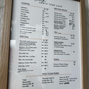 Earth Tone Cafe - menu - Cafes Near Me - San Francisco, California