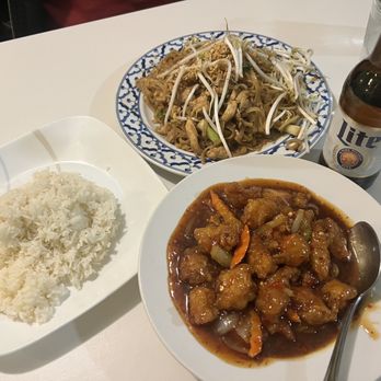 Siam Orchid Thai Restaurant - Chicken Pad Thai and Orange Chicken - Thai Near Me - Bellevue, Kentucky Siam Orchid Thai Restaurant - Chicken Pad Thai and Orange Chicken - Thai Near Me - Bellevue, Kentucky