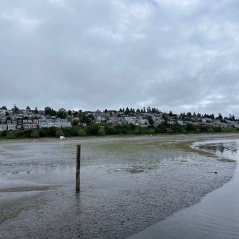 White Rock Beach - Low tide! - Beaches Near Me - White Rock, British Columbia White Rock Beach - Low tide! - Beaches Near Me - White Rock, British Columbia