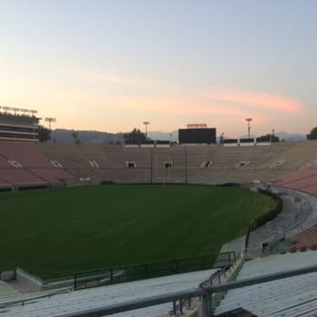 Stadium Fitness - Before class at the Rose Bowl - Trainers Near Me - Pasadena, California