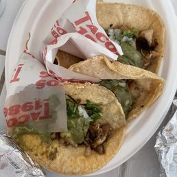 Asada Tacos with everyyyyything Asada Tacos with everyyyyything