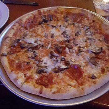 Yard House - Bars Near Me - Roseville, California Yard House - Bars Near Me - Roseville, California