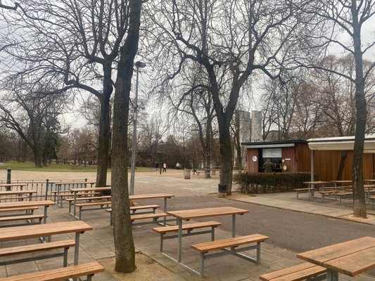 Letenský zámeček a zahrádky na Letné by null