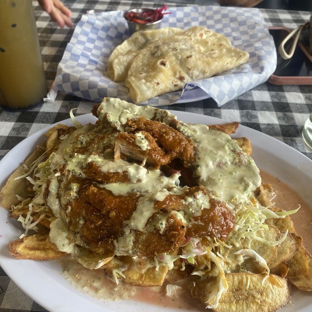 Honduras Grill - PolloFrito con Tajadas/ Fried Chicken - Honduran Near Me - Los Angeles, California Honduras Grill - PolloFrito con Tajadas/ Fried Chicken - Honduran Near Me - Los Angeles, California