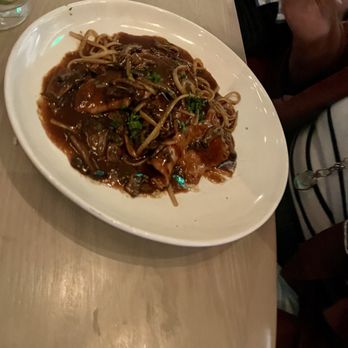 Bottiglia - Veal Marsala - Italian Near Me - Henderson, Nevada