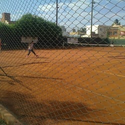 Alto Tenis - Tenis en acción