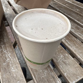 Kijitora EAST - Hot hojicha latte (half sweet) - Coffee & Tea Near Me - Brooklyn, New York