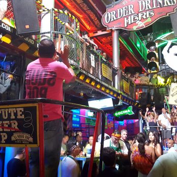 El Squid Roe - Interior - Dance Clubs Near Me - Cabo San Lucas, BCS El Squid Roe - Interior - Dance Clubs Near Me - Cabo San Lucas, BCS
