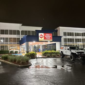 Best Western Plus Lower South End - Hotels Near Me - Charlotte, North Carolina Best Western Plus Lower South End - Hotels Near Me - Charlotte, North Carolina