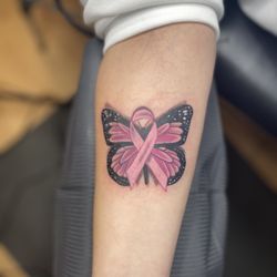 Soloarte Tattoo Studio - Pink ribbon tattoo
Breast cancer awareness tattoo
Butterfly tattoo