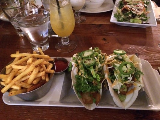 Salty's Beach House by null