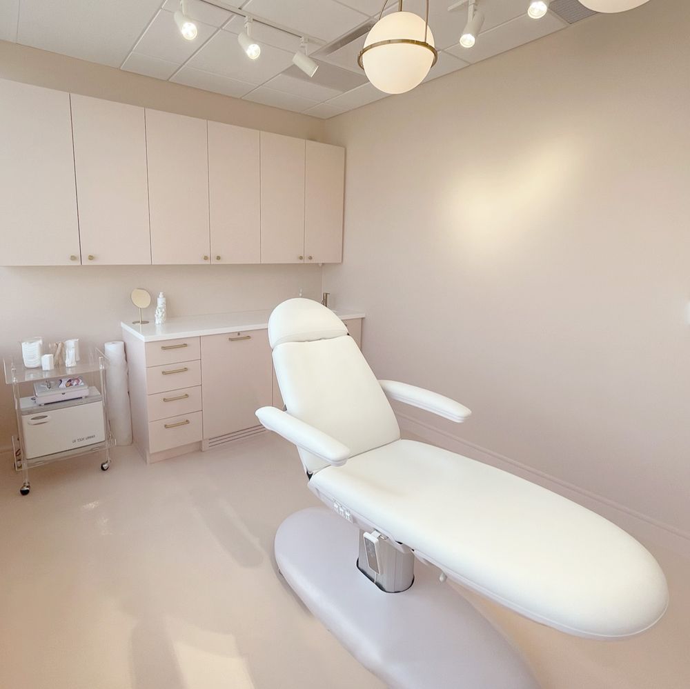 THE VANITY LAB EDMONTON Updated May 2024 1074 103A Street SW