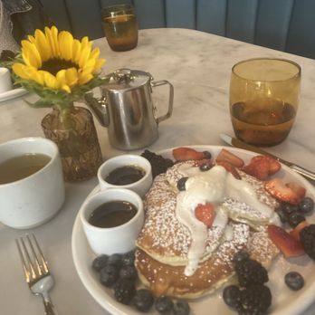 Society Cafe - New American Near Me - New York, New York