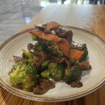 Camino Asian Bistro - Beef & Broccoli - Chinese Near Me - Boca Raton, Florida Camino Asian Bistro - Beef & Broccoli - Chinese Near Me - Boca Raton, Florida