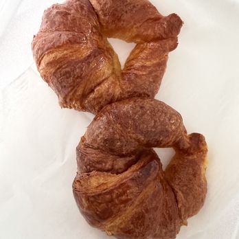 Julieta Bakery - Bakeries Near Me - Hollywood, Florida