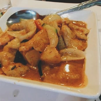 Sweet Mango - Chicken curry - Burmese Near Me - San Jose, California