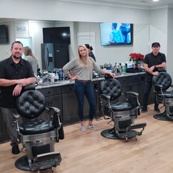 Benny’s Barber Shop
