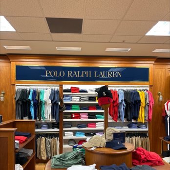 Dillard's - Department Stores Near Me - Wellington, Florida