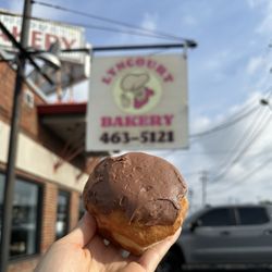 Lyncourt Bakery - Custard donut